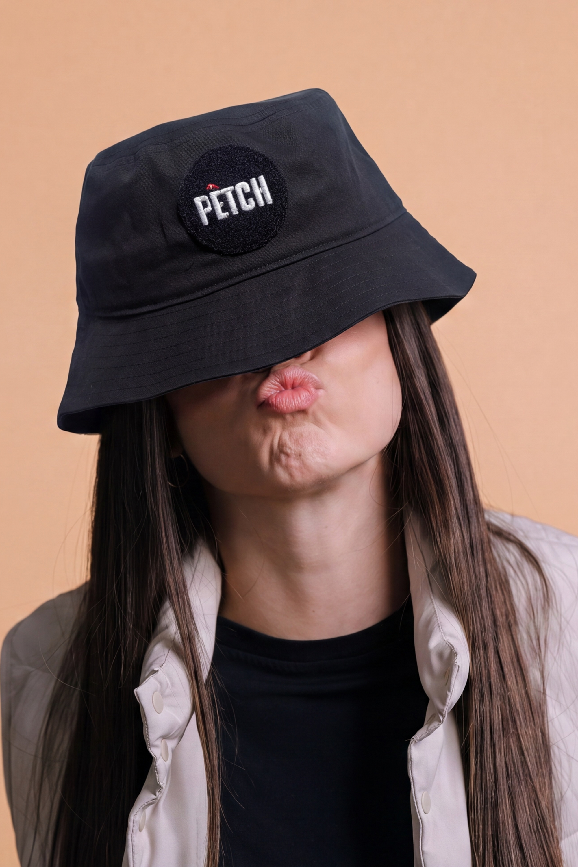 Bucket Black